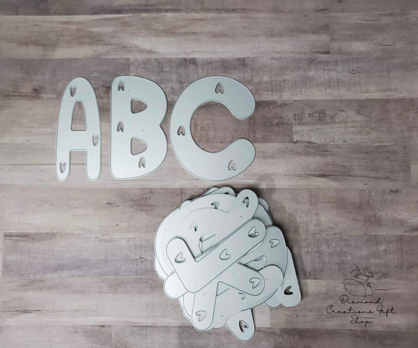 R1600 Alfabeto de Corazón (AZ) *** Abecedario Calado de Corazones